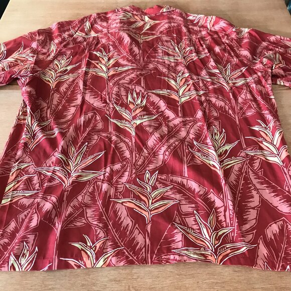 Bishop Street Hawaiian Shirt Men 2XL Red Floral Button Up Pocket Short Sleeve - Picture 2 of 11